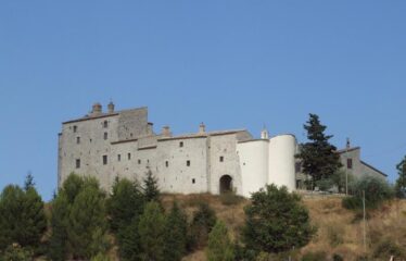 Todi fiabesco castello medievale