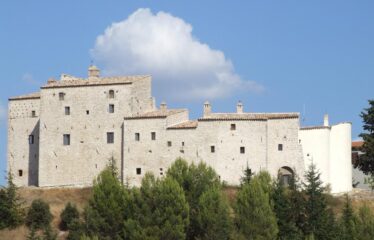 Todi fiabesco castello medievale