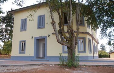 Sutri elegante villa a pianta quadrata