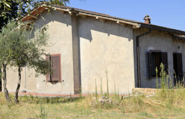 Viterbo casa indipendente in campagna  poco distante dalla citta’