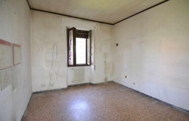 Capranica porzione di villa con giardino