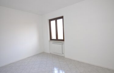 Capranica villa con giardino