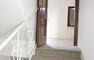 Capranica villa con giardino
