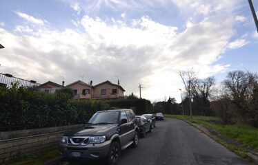 Capranica villa con giardino
