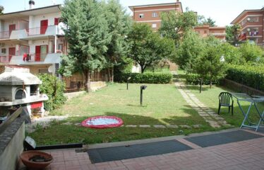 Capranica appartamento con grande giardino
