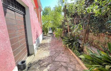Capranica porzione di villa con giardino