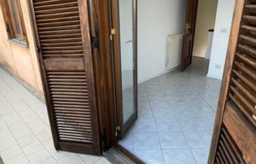 Capranica villa con giardino
