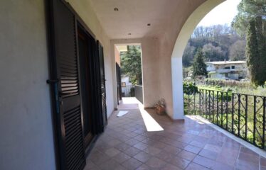 Lago di Vico villa indipendente