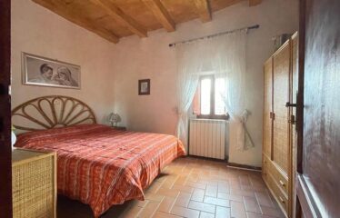 Capranica via principale del borgo appartamento ristrutturato ed arredato
