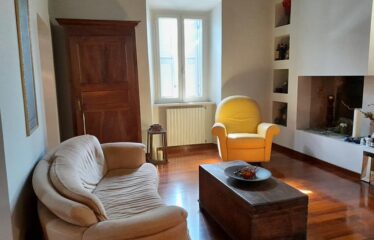 Vetralla in signorile palazzo d’epoca lussuoso appartamento