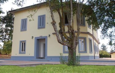 Sutri elegante villa a pianta quadrata
