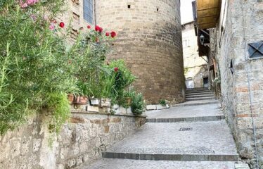 Capranica nel borgo antico appartamento ristrutturato