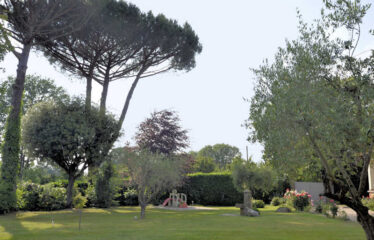 Capranica villa in un’ oasi verde