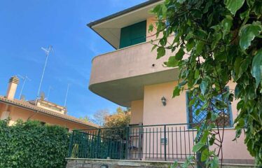Nepi Colle Lidia villino con giardino