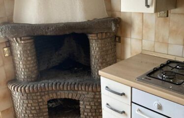 Capranica appartamento in quartiere commerciale