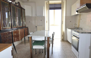 Capranica appartamento centrale con terrazzo