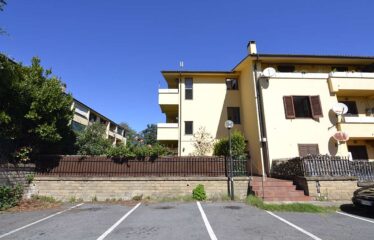 Appartamento piano primo arredato