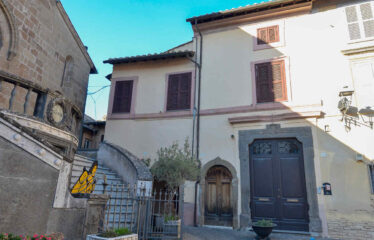 Capranica immobile di prestigio