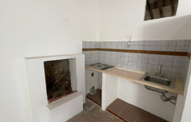 Caratteristico con affacci sul verde nel borgo antico di  Capranica