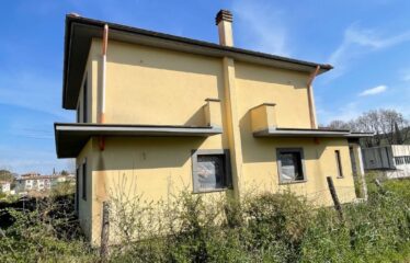 BASSANO ROMANO Villetta centralissima