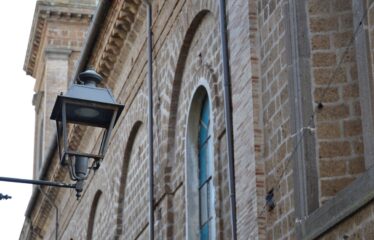 CAPRANICA  Palazzetto caratteristico