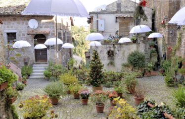 CAPRANICA  Palazzetto caratteristico