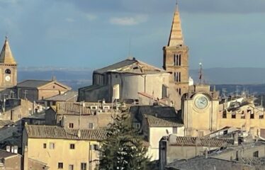 CAPRANICA Quadrilocale centralissimo
