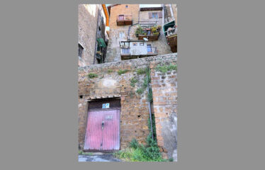CAPRANICA GARAGE NEL CENTRO STORICO